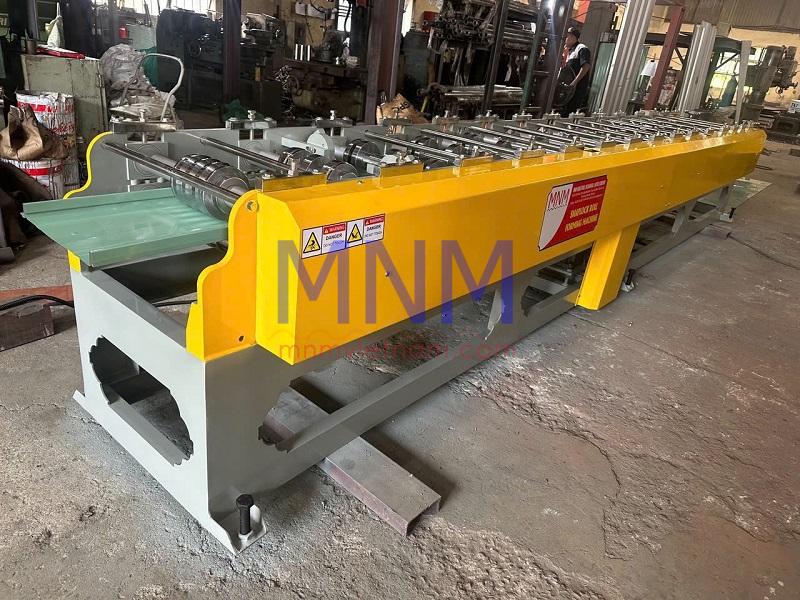 Máy cán tôn có thể cán được những loại tôn nào? Giải thích chi tiết