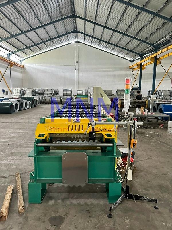 Máy cán tôn mini có phù hợp cho xưởng nhỏ không?